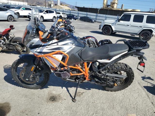 2018 KTM 1090 ADVEN VBKV49405JM996395