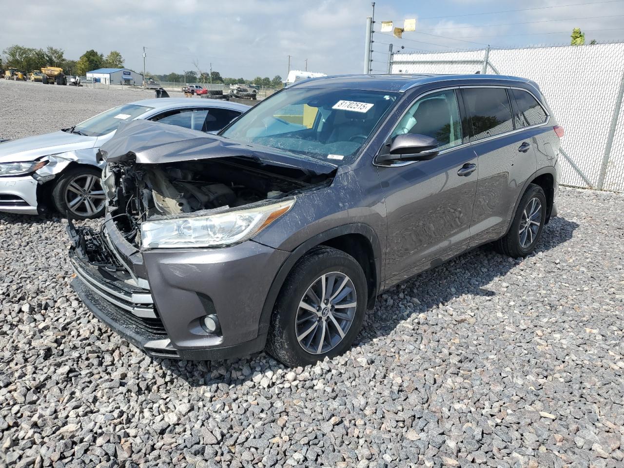 TOYOTA HIGHLANDER SE