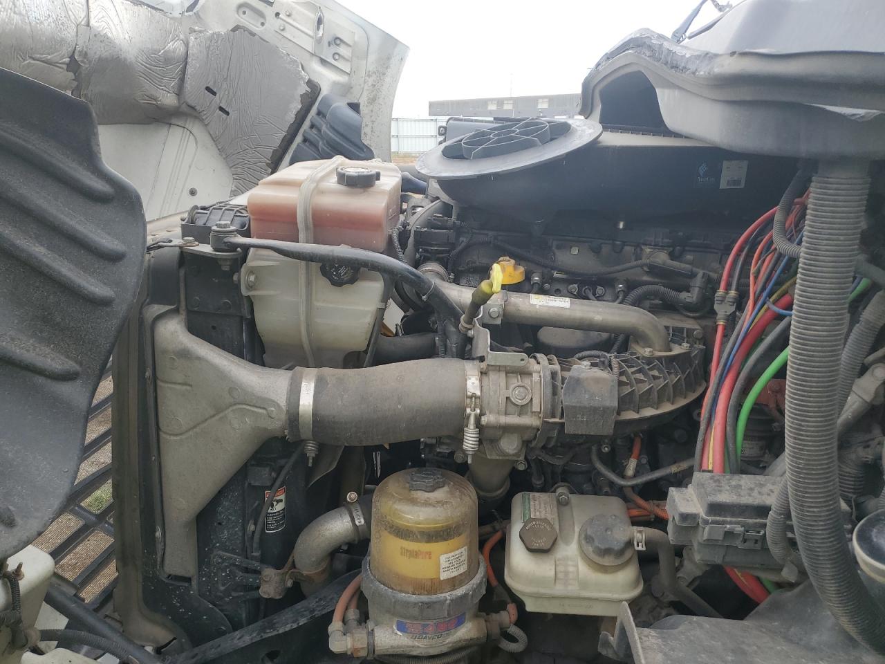 Lot #3246032187 2016 FREIGHTLINER CASCADIA 1