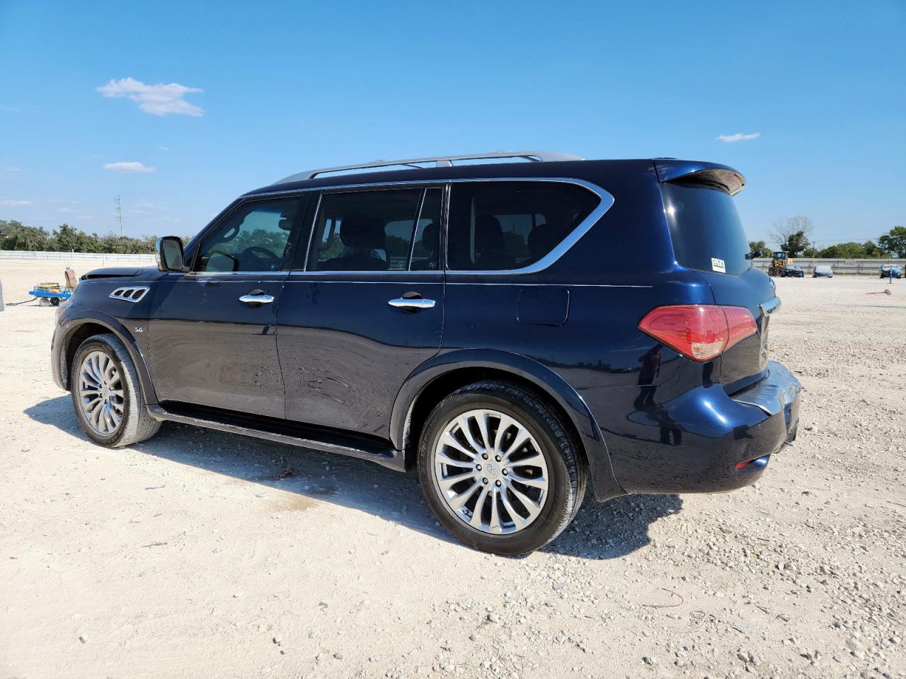INFINITI QX80 BASE