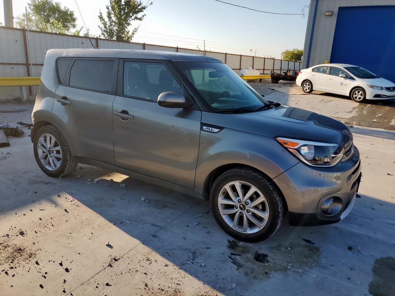 KIA SOUL +