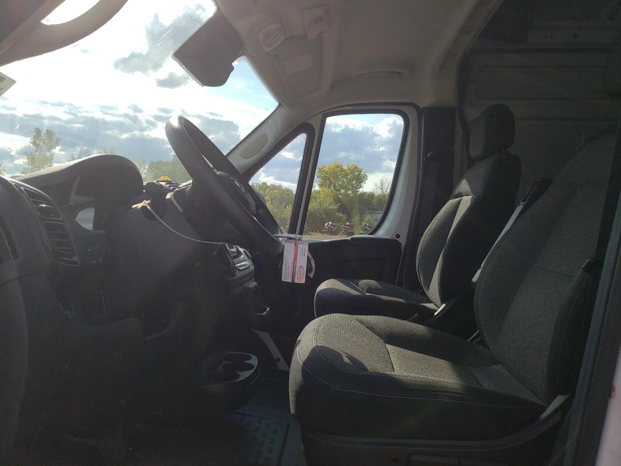 RAM PROMASTER 2500 HIGH