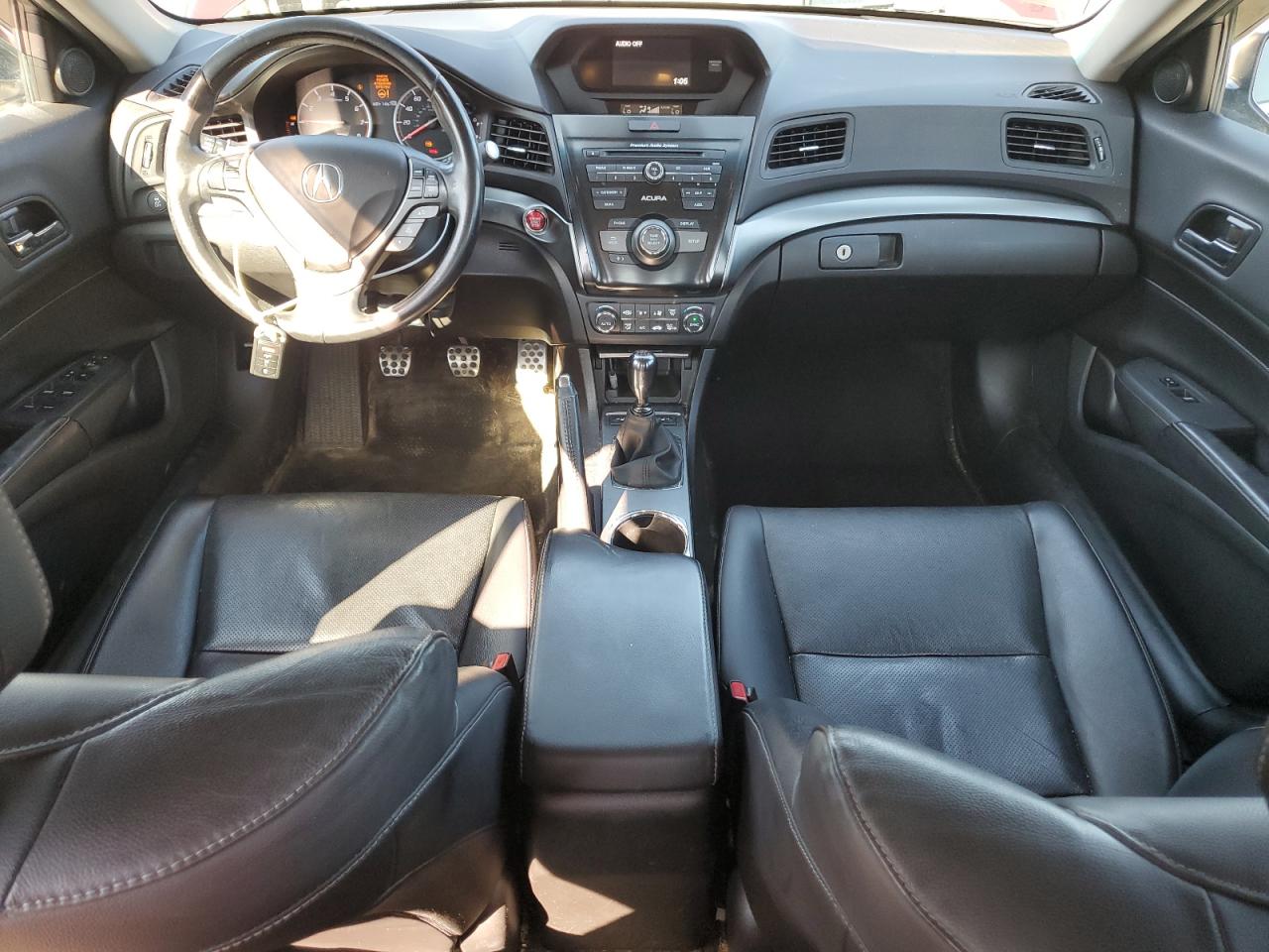 ACURA ILX 24 PREMIUM