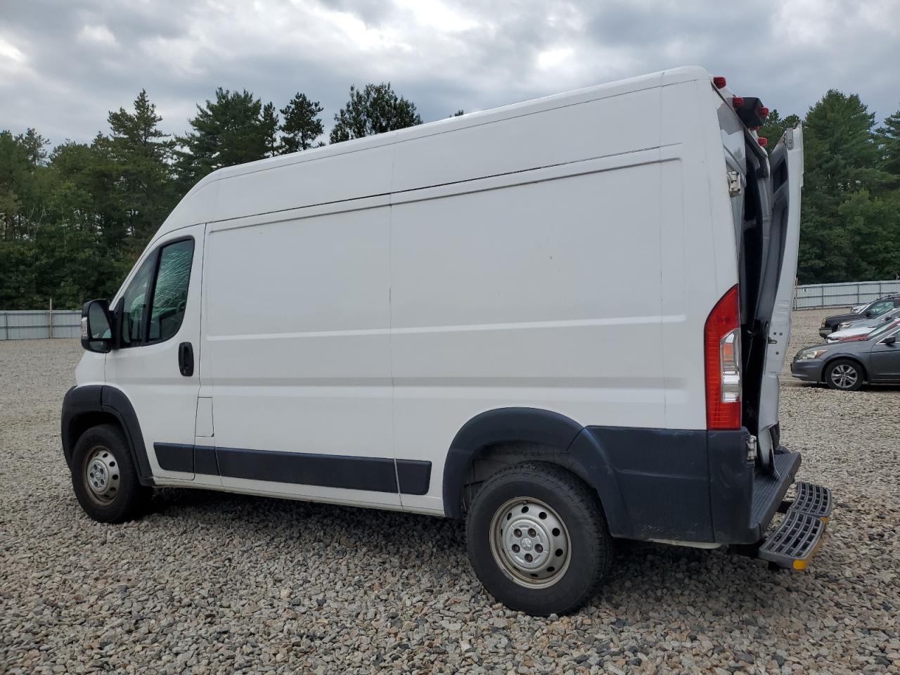 RAM PROMASTER 1500 HIGH