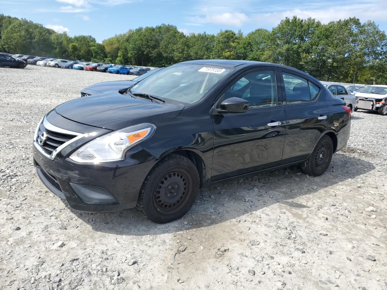 NISSAN VERSA S