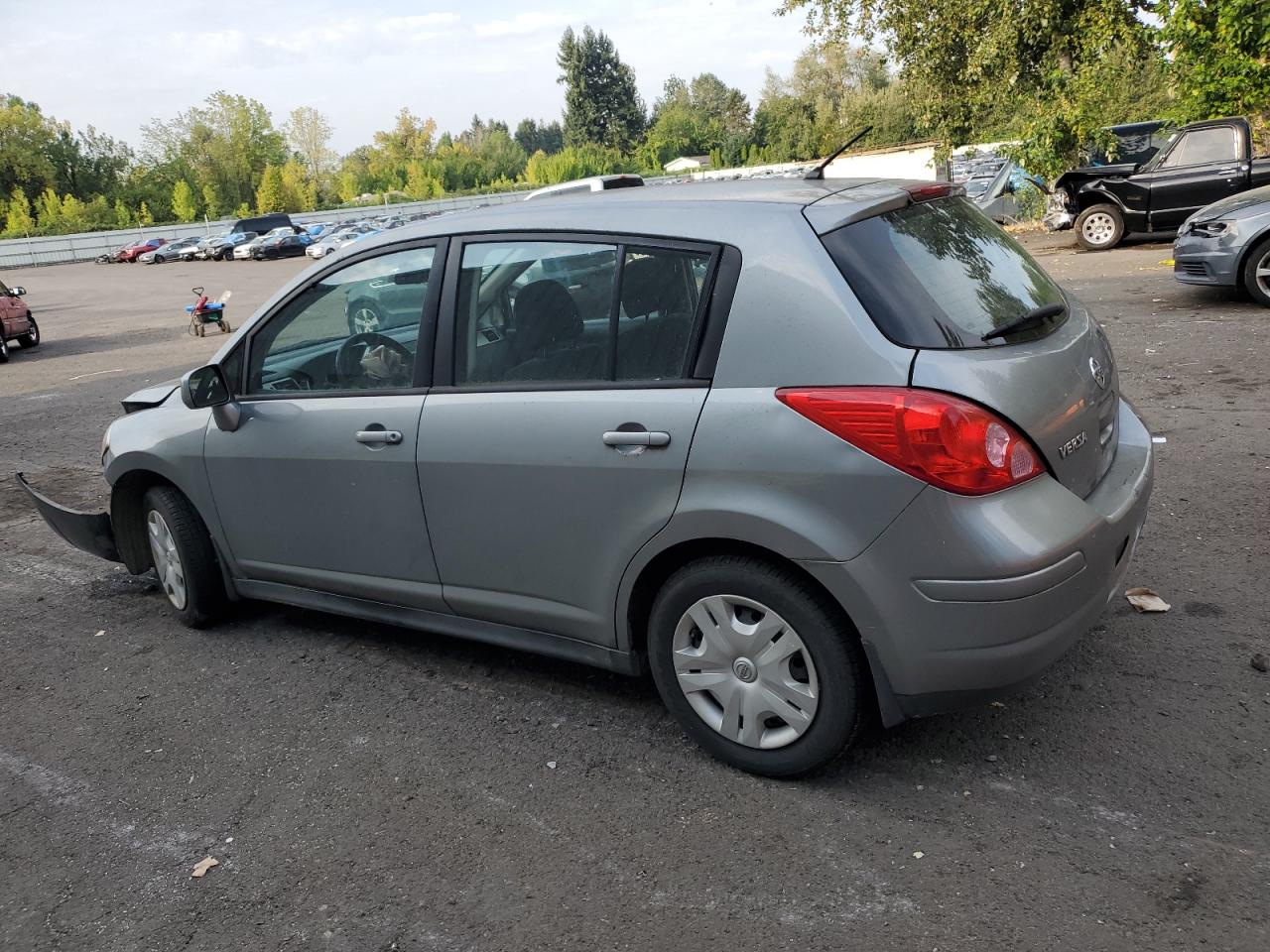 NISSAN VERSA S