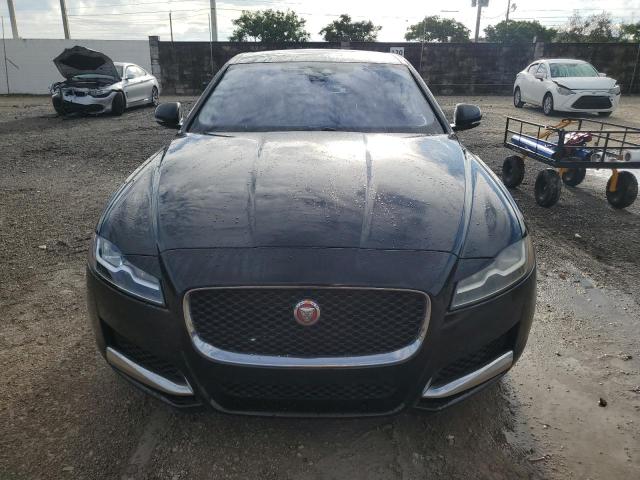 2016 JAGUAR XF PREMIUM SAJBD4BV1GCY14391