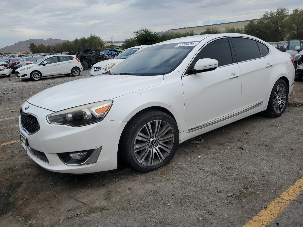 KIA CADENZA PREMIUM