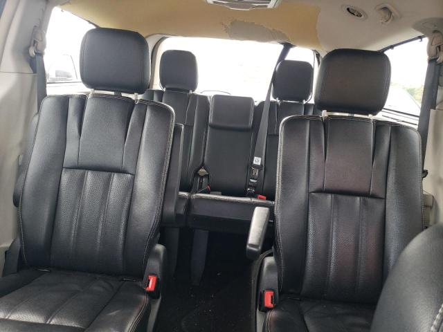 2015 CHRYSLER TOWN & COU 2C4RC1CG5FR657355