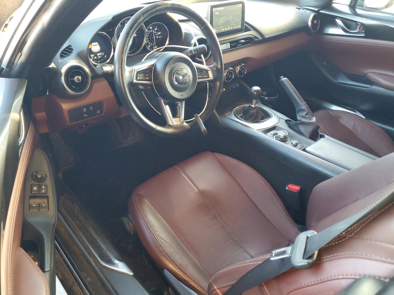 MAZDA MX-5 GRAND TOURING