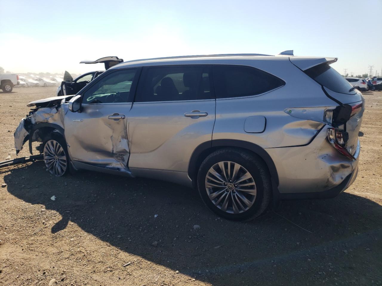 TOYOTA HIGHLANDER HYBRID PLATINUM