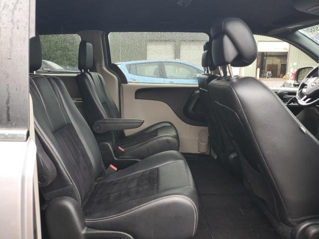 2018 DODGE GRAND CARA 2C4RDGCG9JR298701