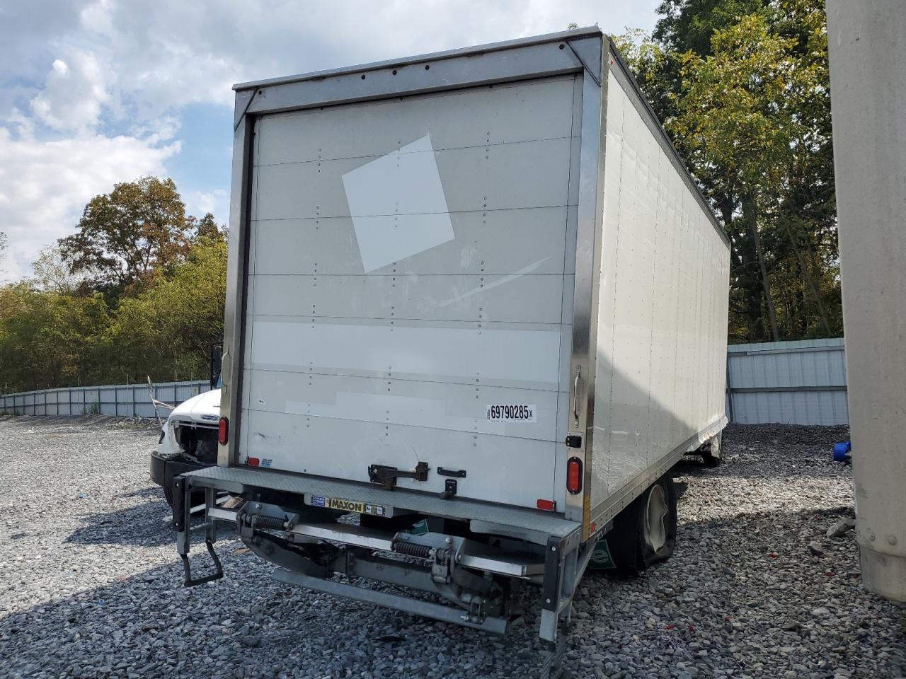 Lot #3240787150 2025 HINO HINO L6