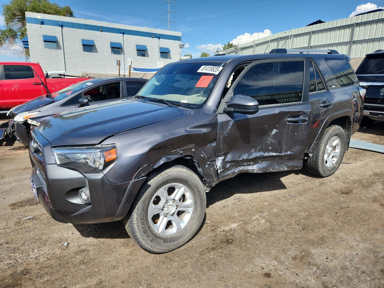 TOYOTA 4RUNNER SR5