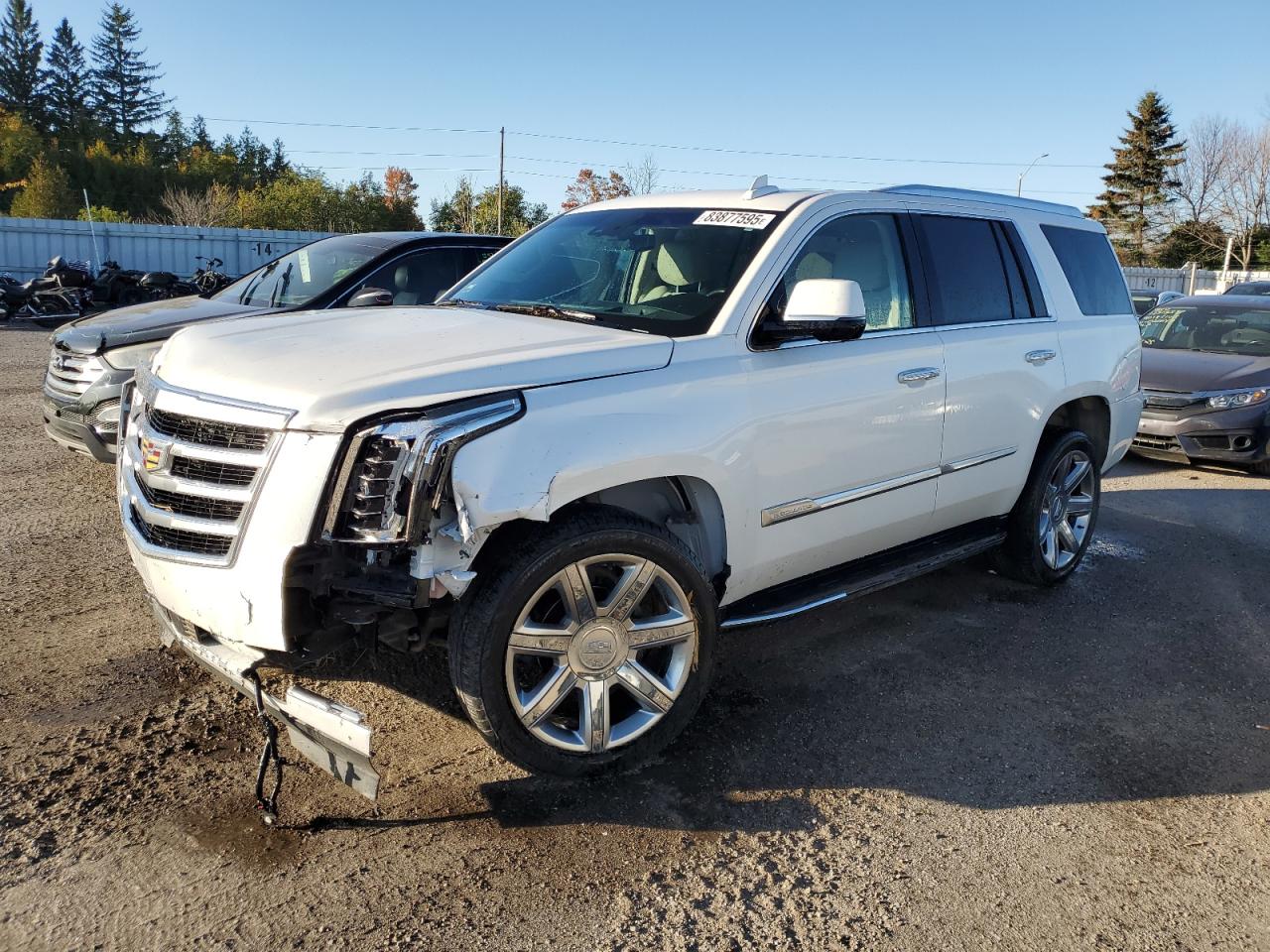 CADILLAC ESCALADE PREMIUM LUXURY