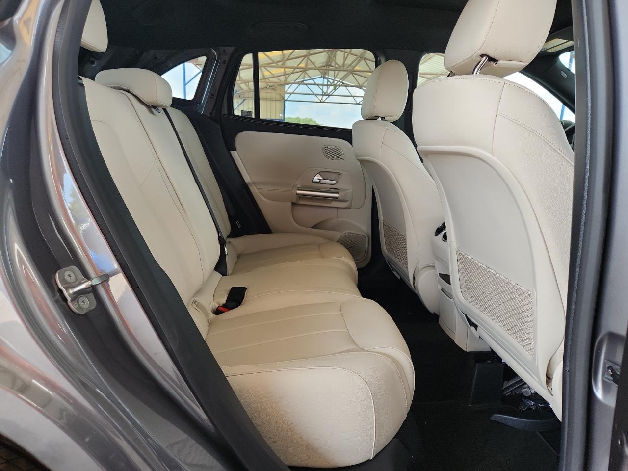 MERCEDES-BENZ GLA-CLASS 250