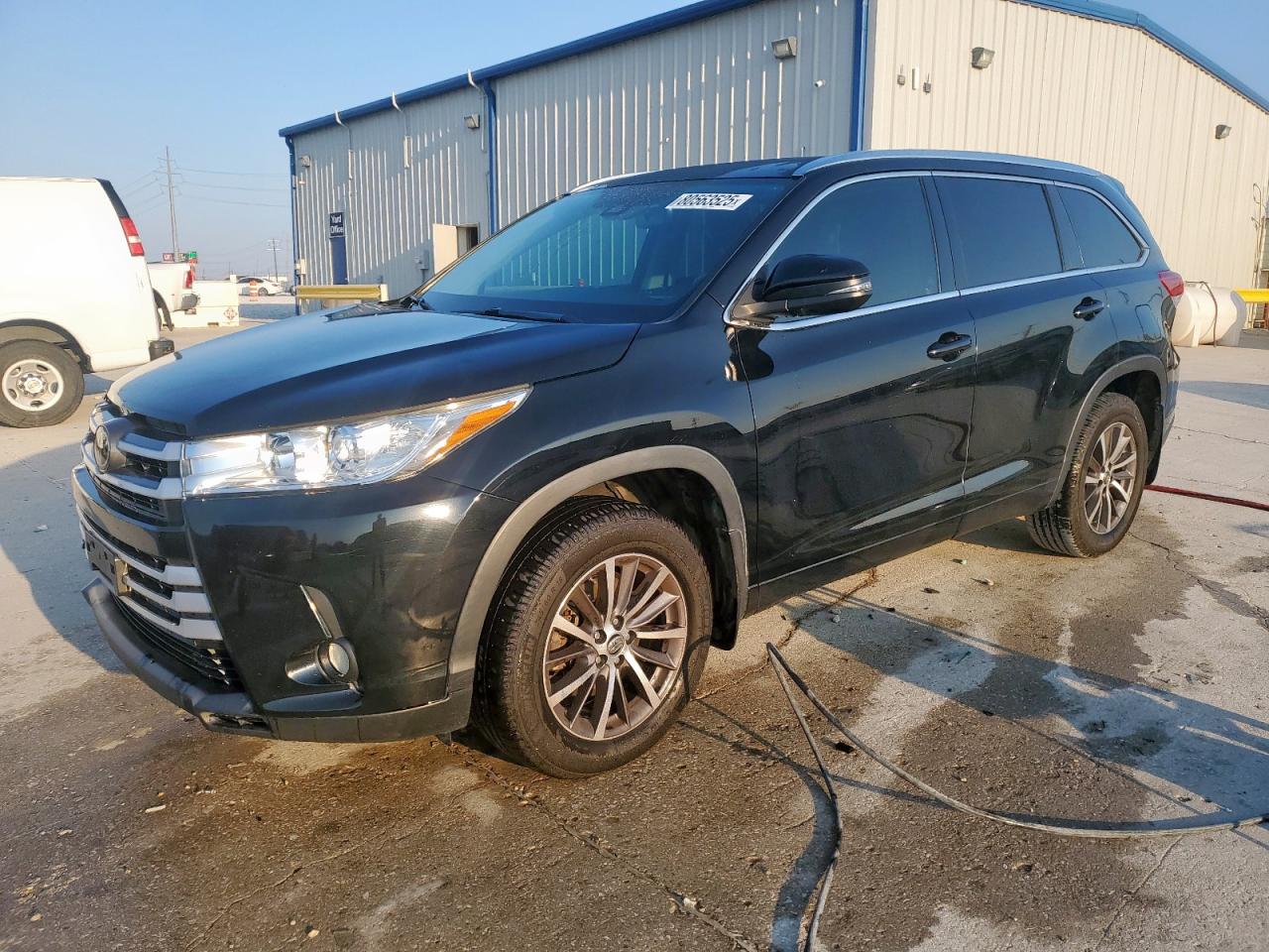 TOYOTA HIGHLANDER SE