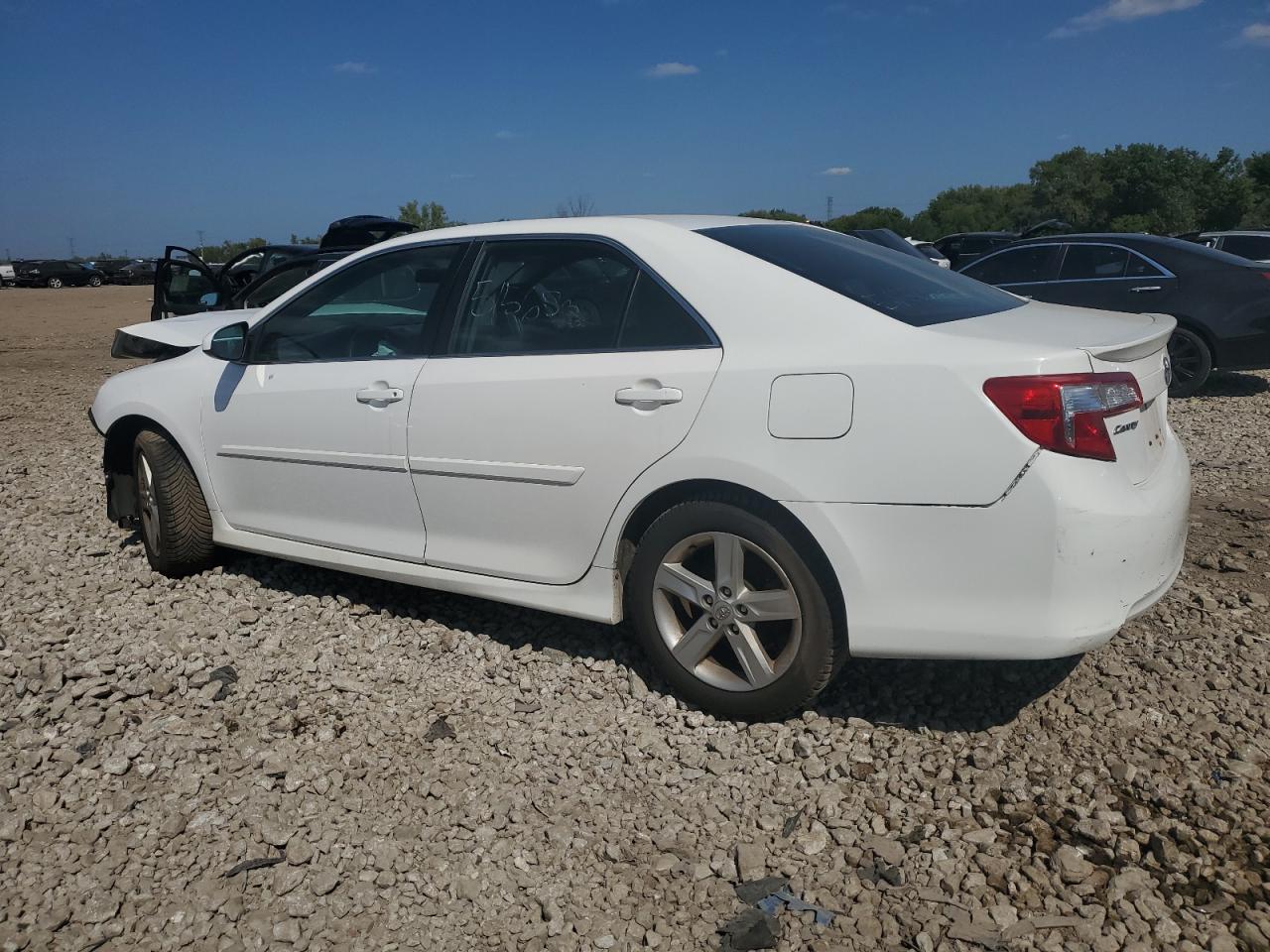 TOYOTA CAMRY L