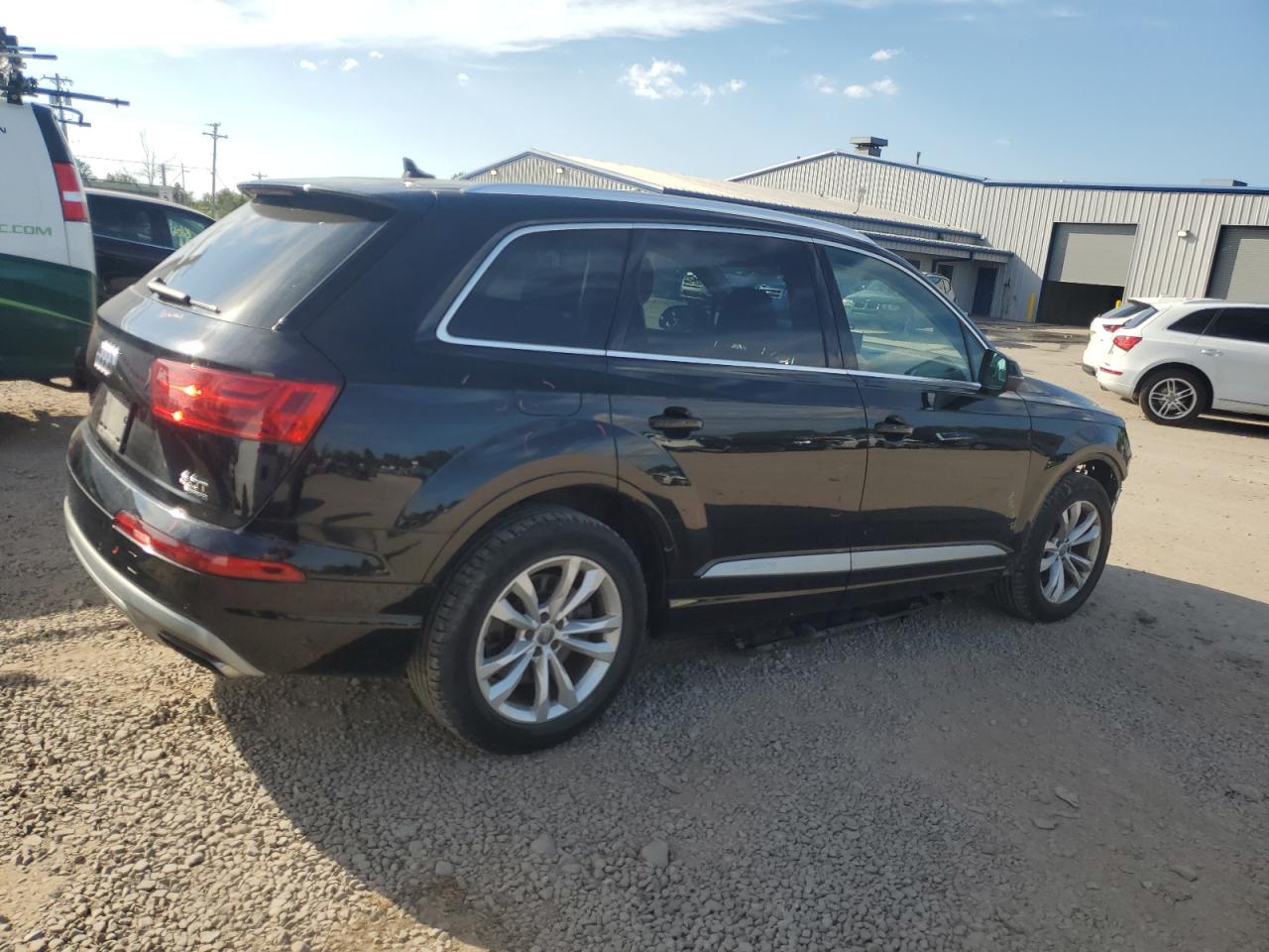 AUDI Q7 PREMIUM PLUS
