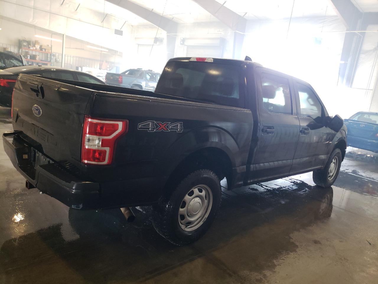 FORD F-150 SUPERCREW