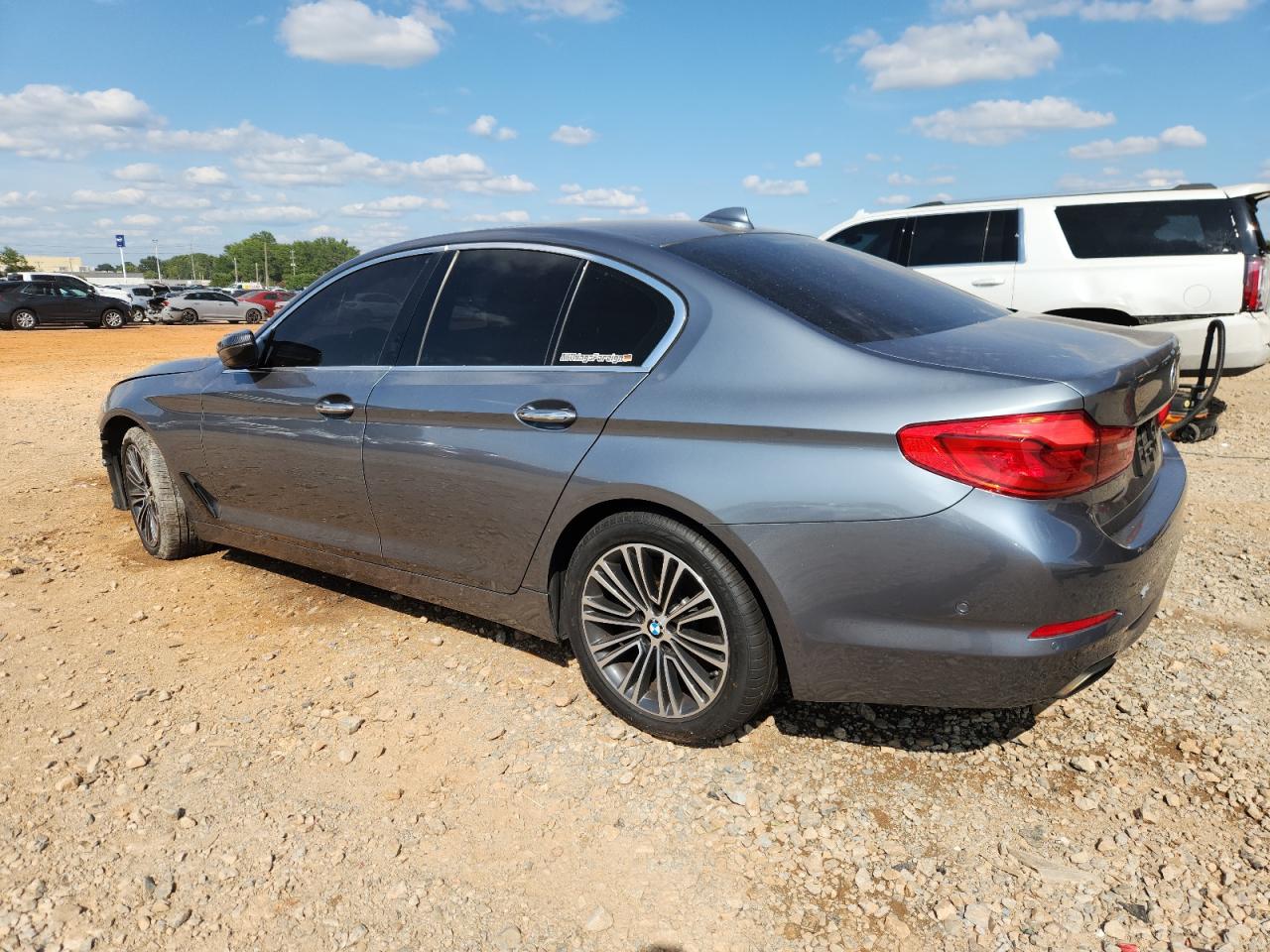 BMW 5 SERIES XI