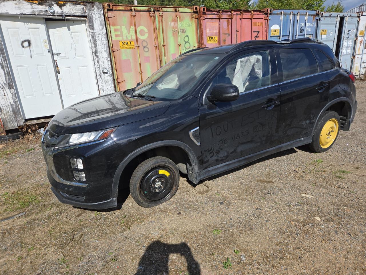 MITSUBISHI OUTLANDER SE