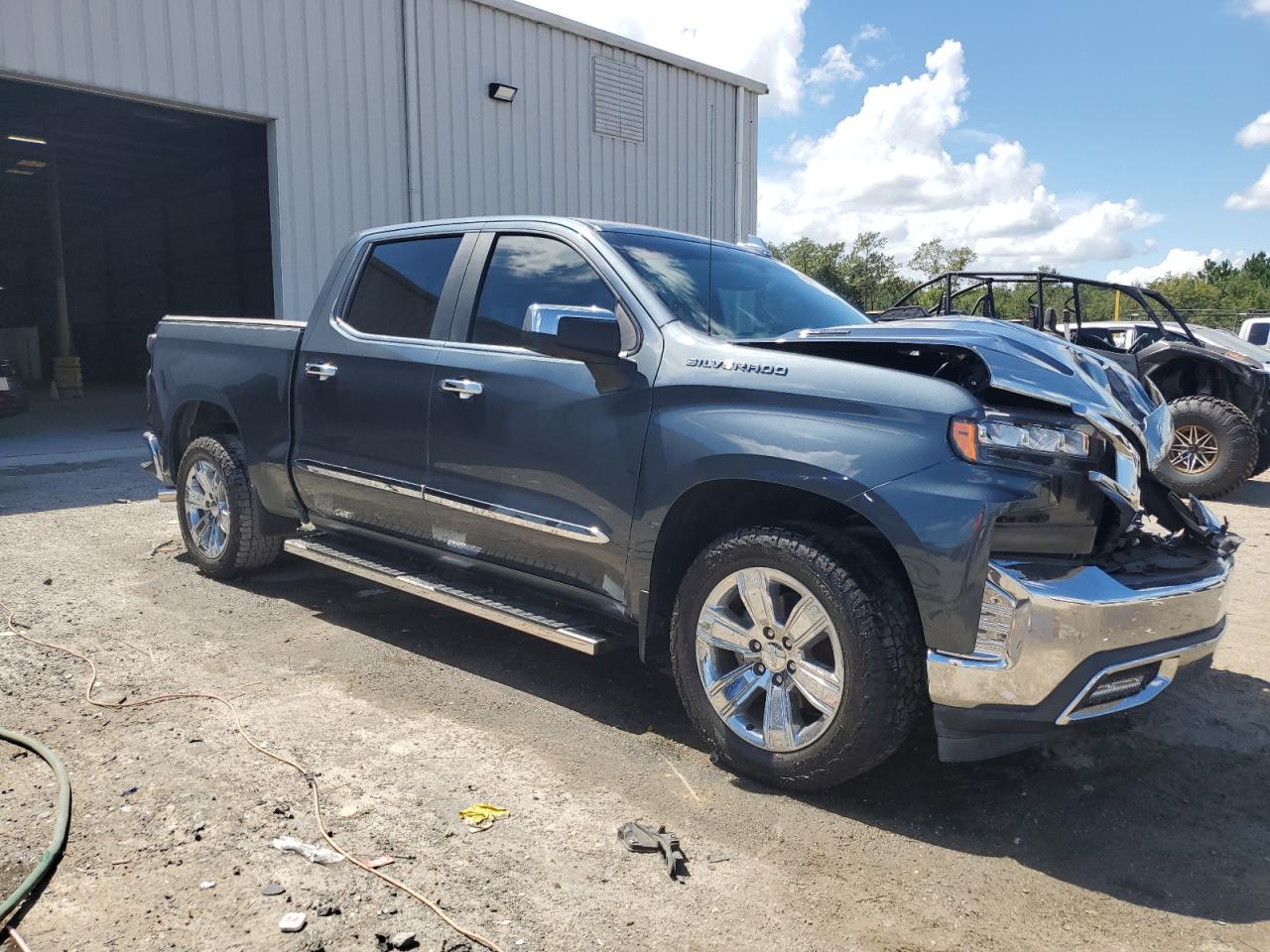 CHEVROLET SILVERADO C1500 LT