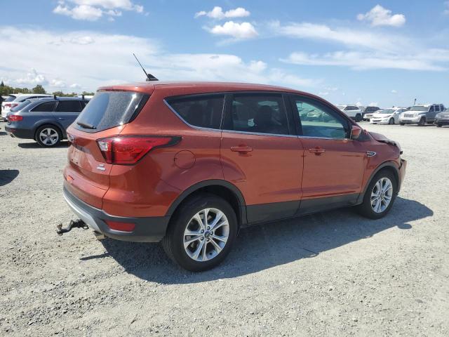 2019 FORD ESCAPE SE 1FMCU0GD1KUB62964