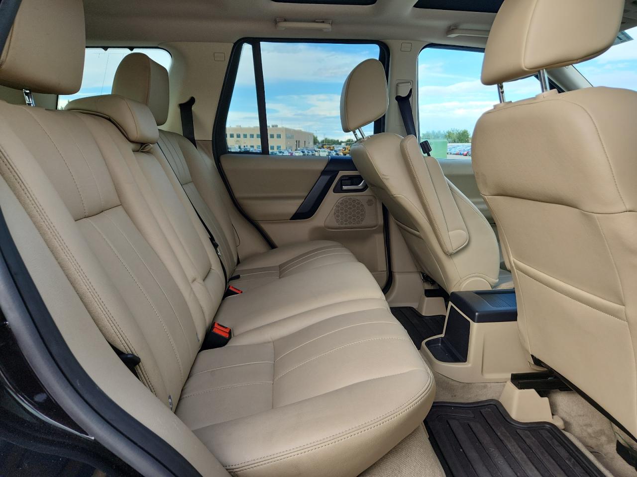 LAND ROVER LR2 BASE/HSE