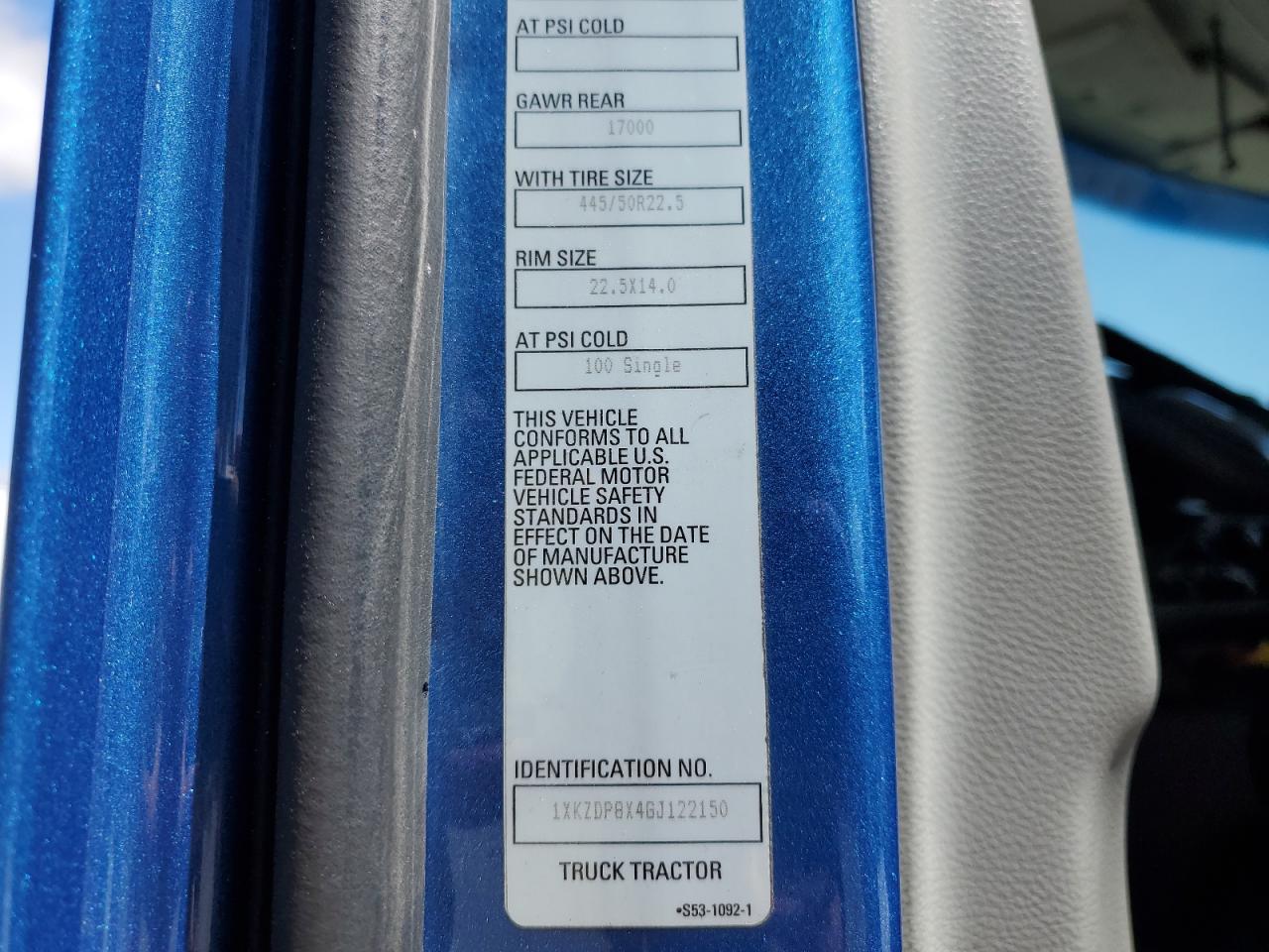 Lot #3235121093 2016 KENWORTH T880