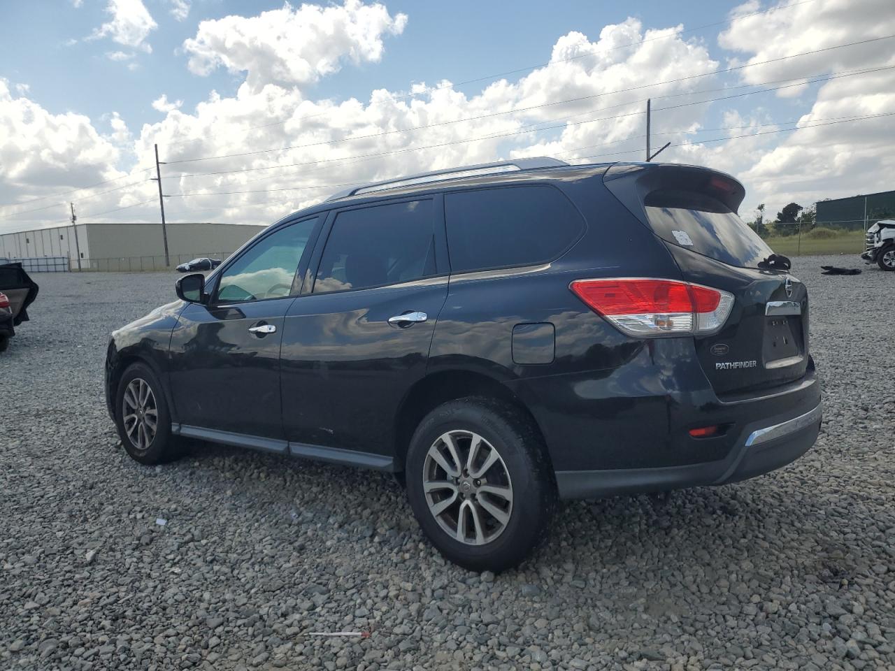 NISSAN PATHFINDER S