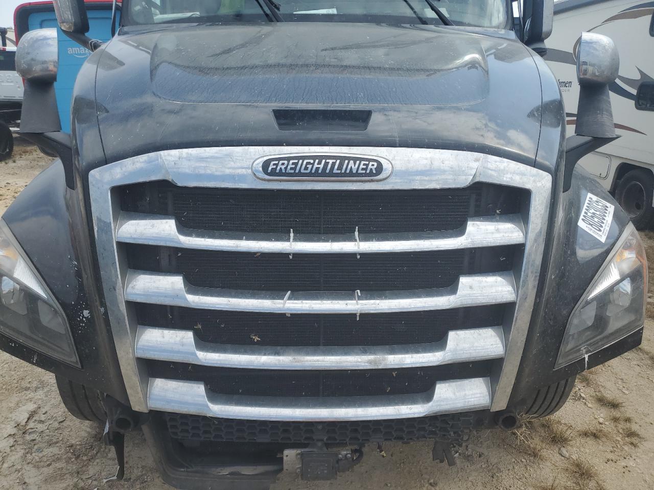 Lot #3270042333 2021 FREIGHTLINER CASCADIA 1