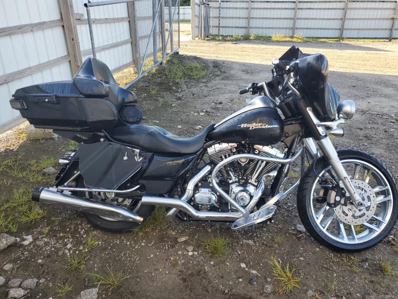  Salvage Harley-Davidson Fl