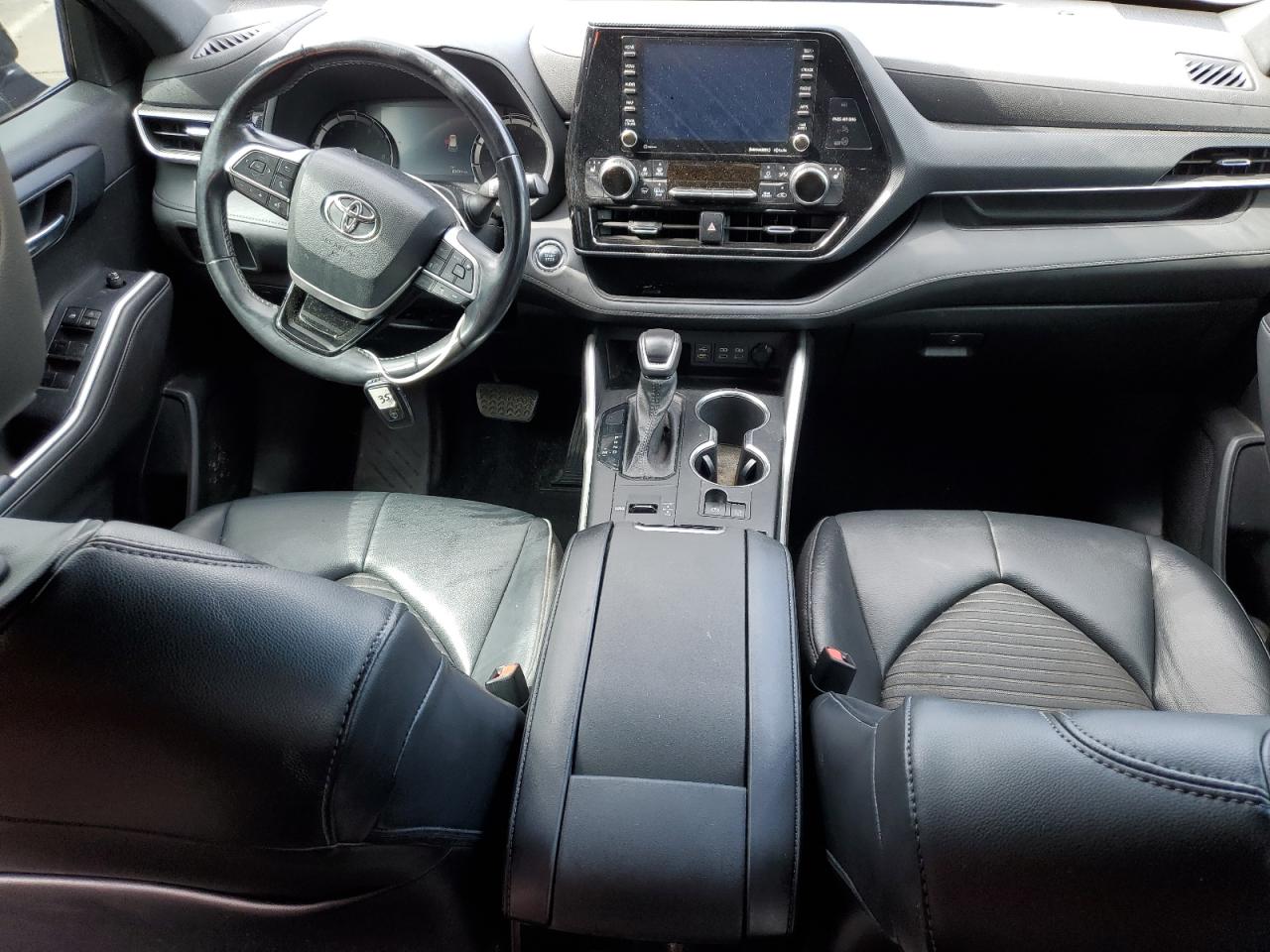 TOYOTA HIGHLANDER XSE