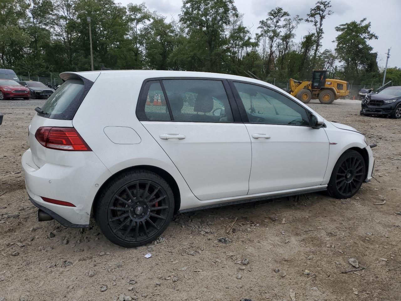VOLKSWAGEN GOLF GTI S/SE