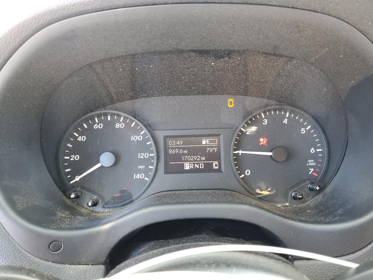 MERCEDES-BENZ METRIS