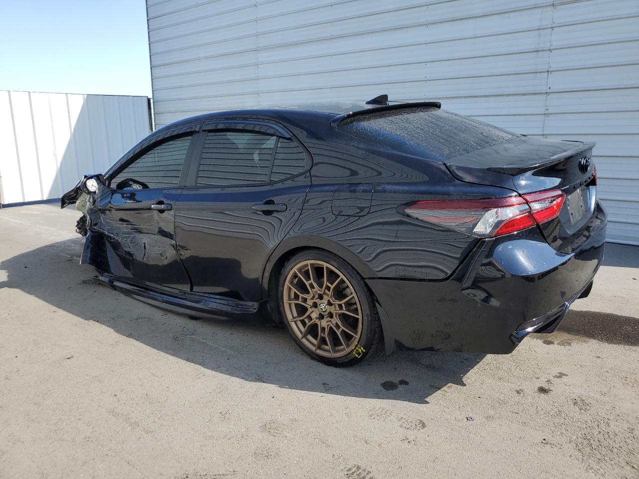 TOYOTA CAMRY SE NIGHT SHADE