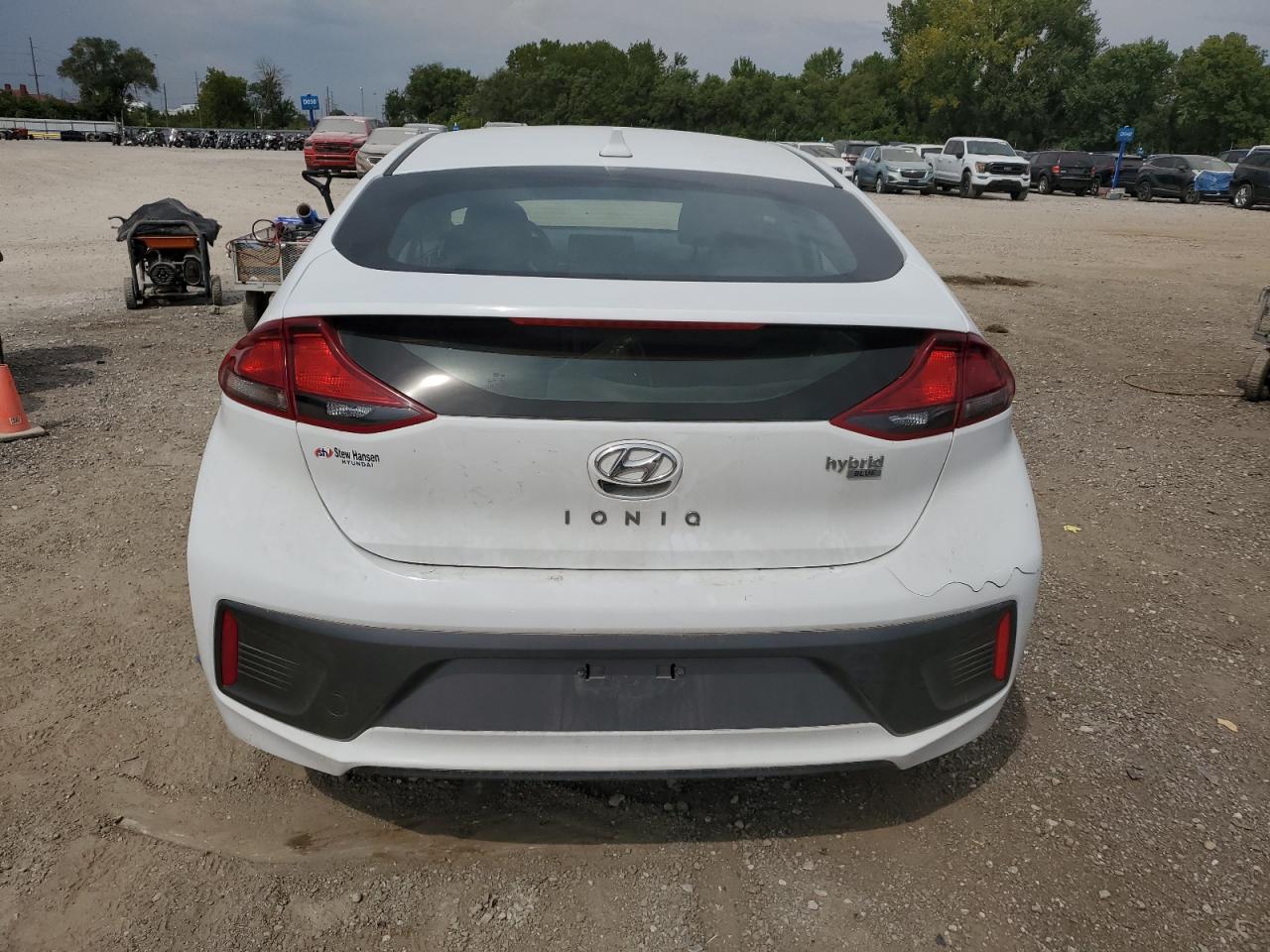 HYUNDAI IONIQ BLUE