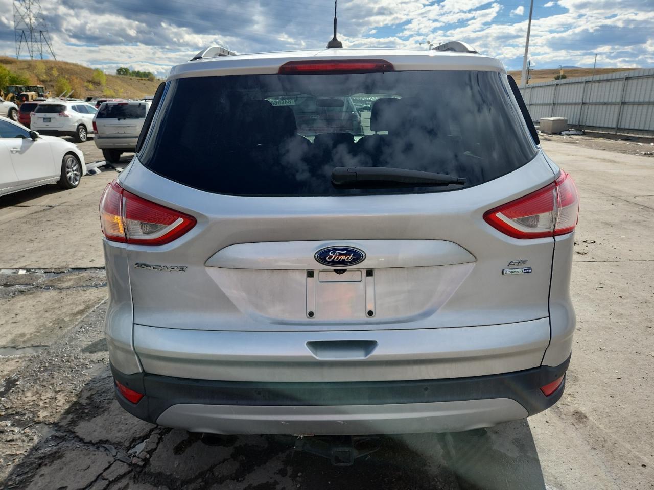 FORD ESCAPE SE