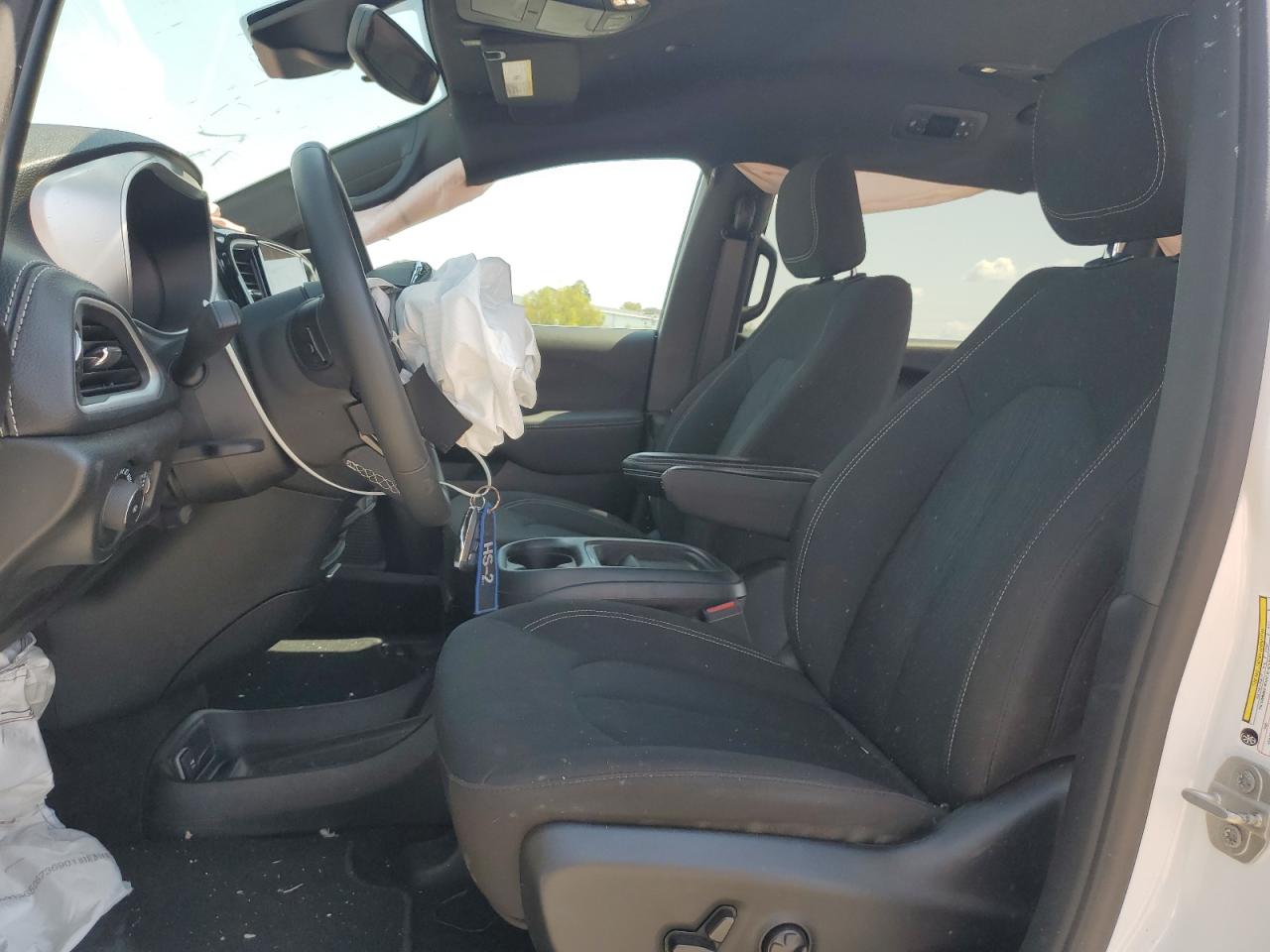 CHRYSLER PACIFICA TOURING