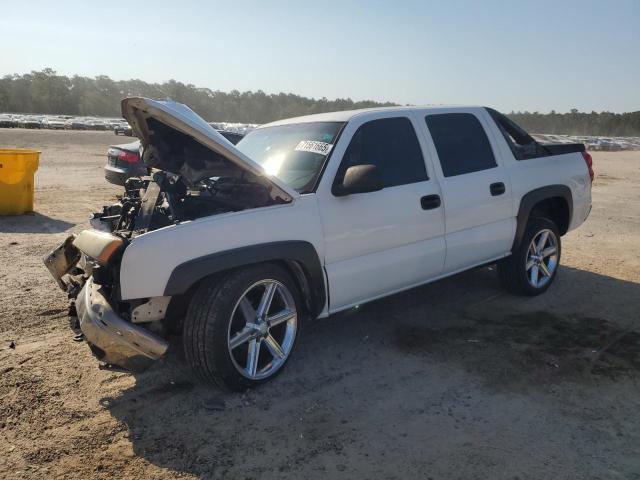 Global Auto Auctions: 2004 CHEVROLET AVALANCHE