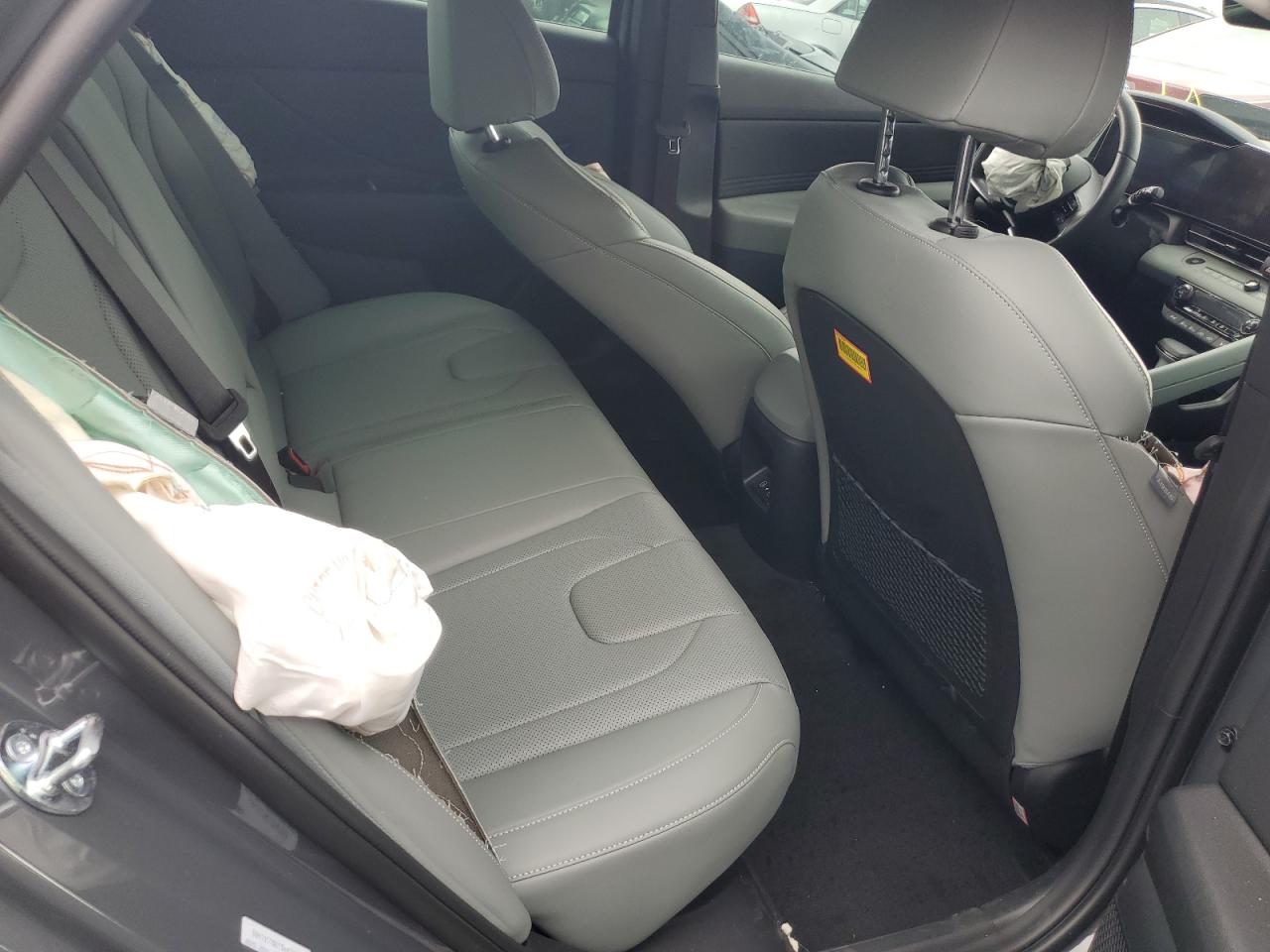 HYUNDAI ELANTRA LIMITED