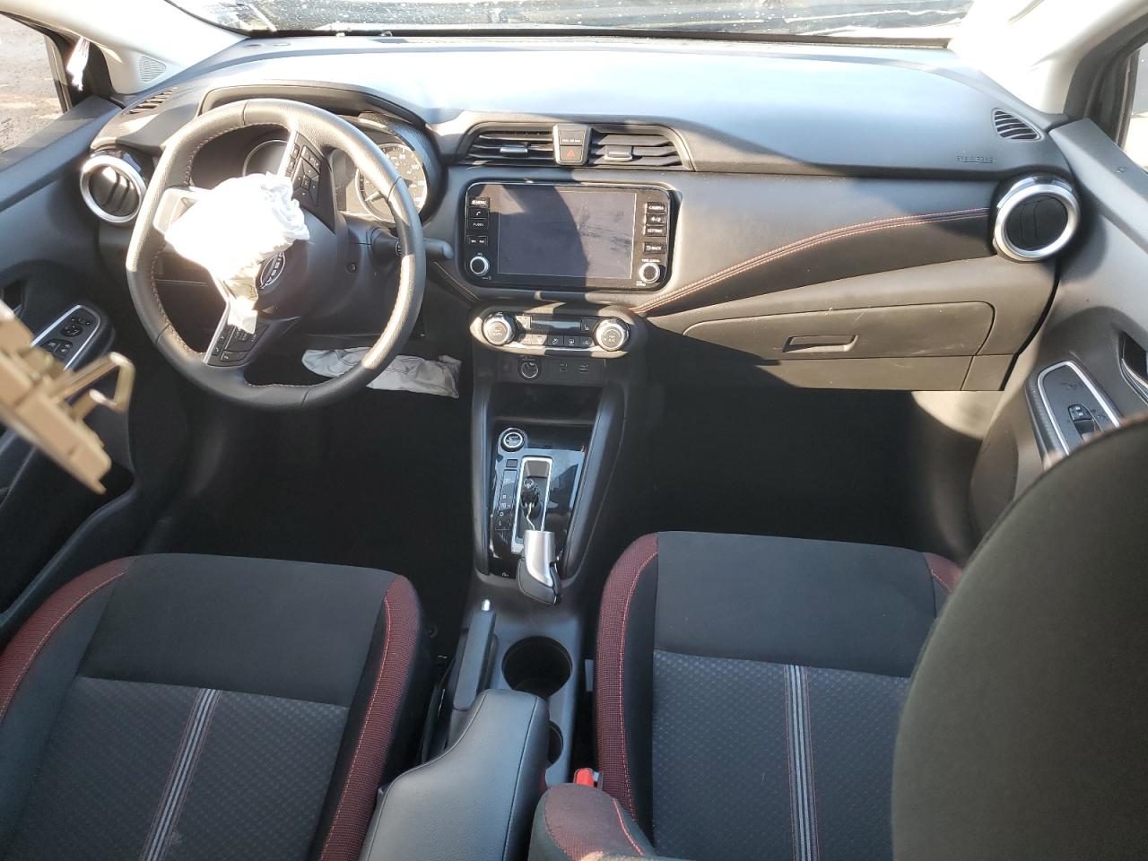 NISSAN VERSA SR