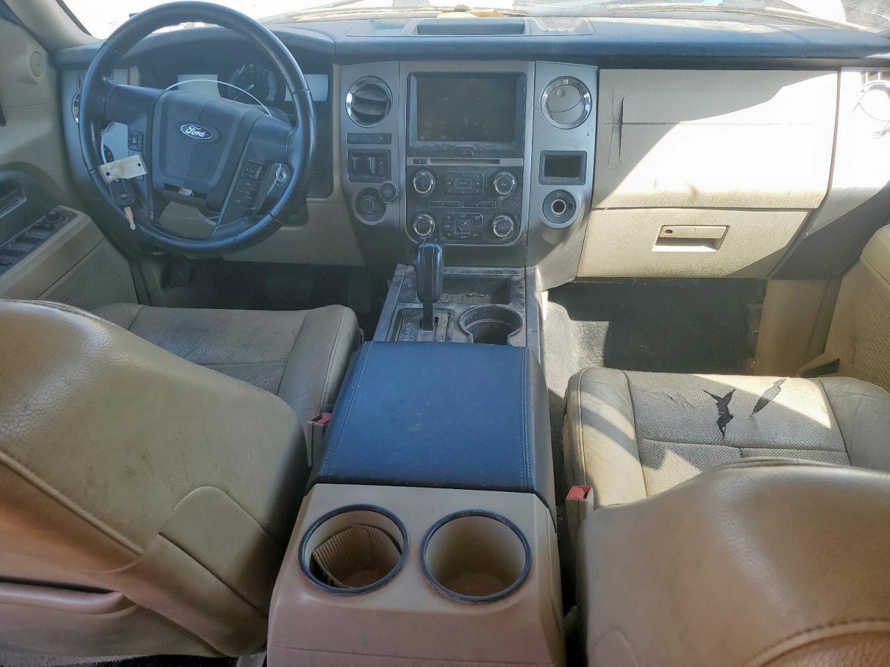 FORD EXPEDITION EL XLT