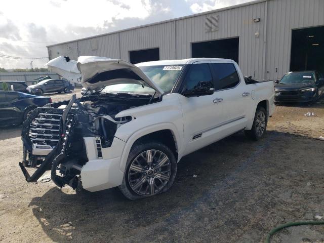 TOYOTA TUNDRA CRE