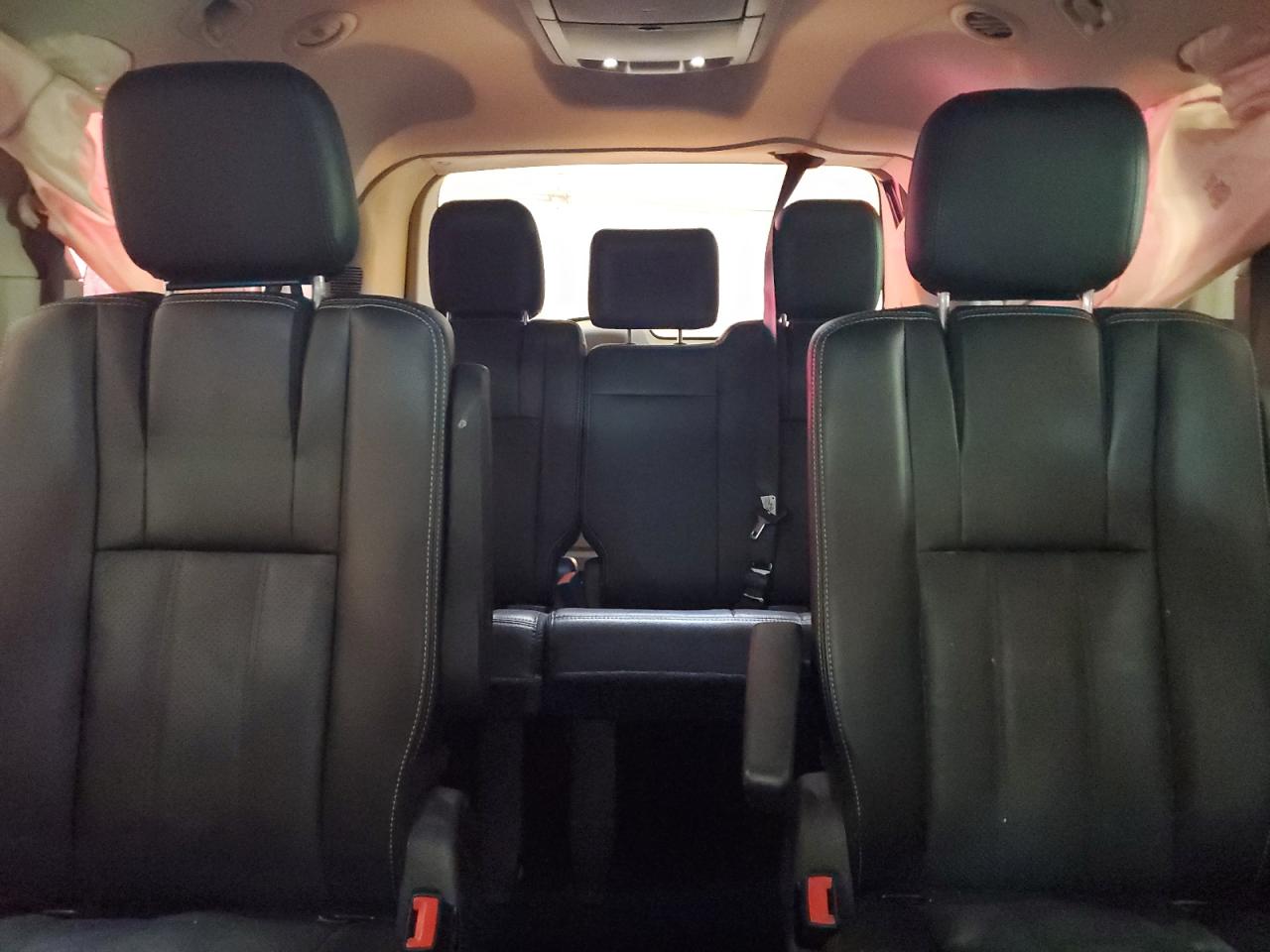 CHRYSLER TOWN & COUNTRY TOURING L