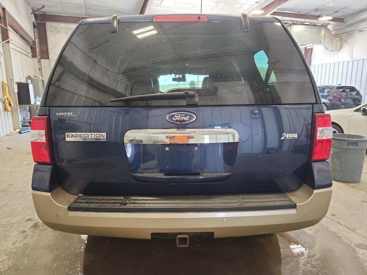FORD EXPEDITION XLT
