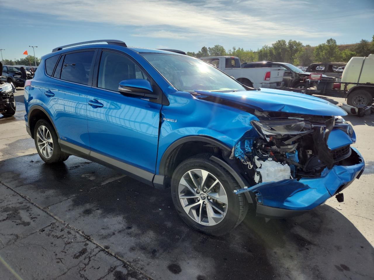 TOYOTA RAV4 LE