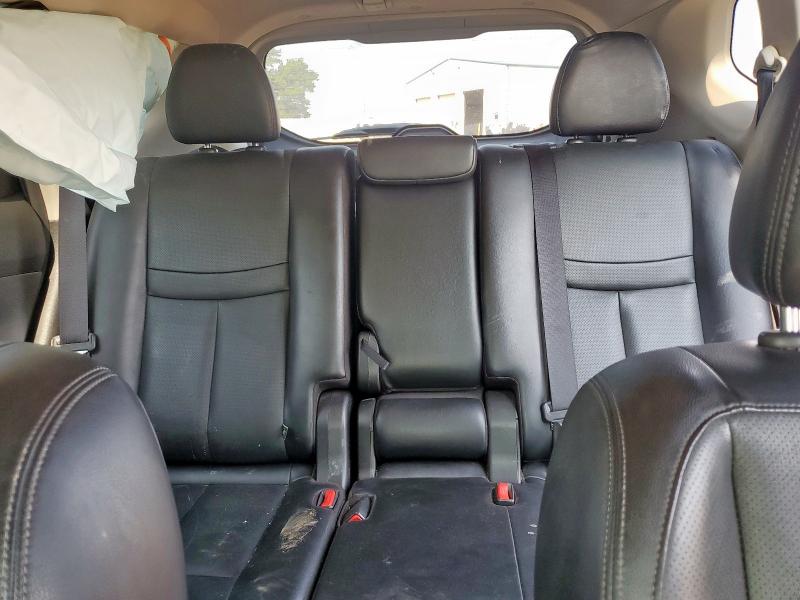 2018 NISSAN ROGUE S JN8AT2MV0JW320323