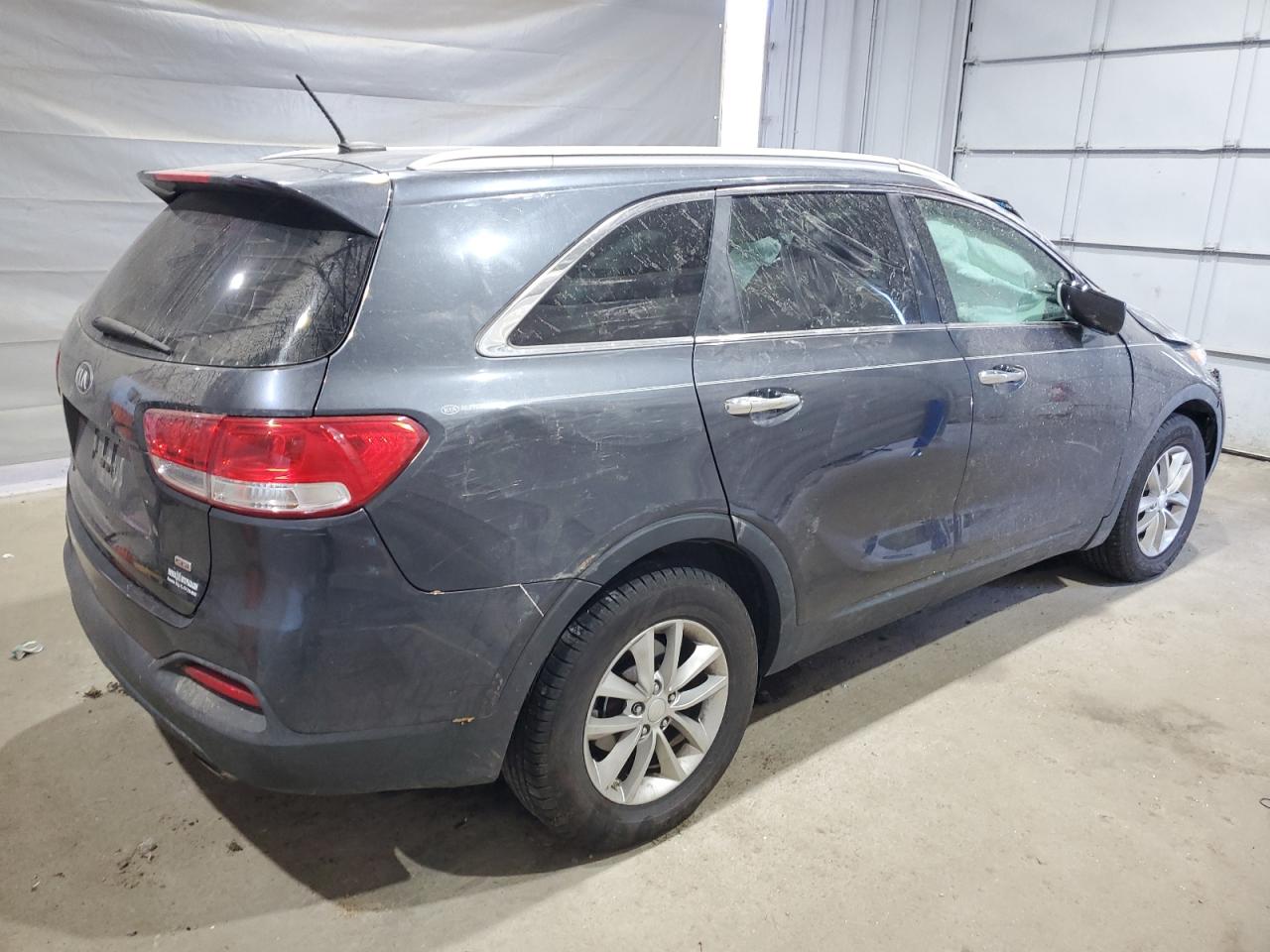 Lot #3301830329 2016 KIA SORENTO LX